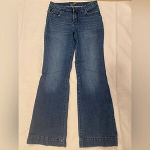 Wrangler Women's Flare Jeans in Deep Blue